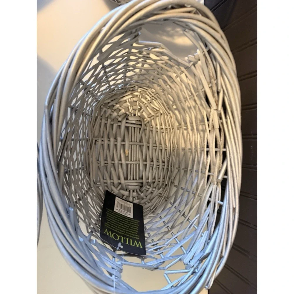 wicker baskets vintage  Silver Set Of 4